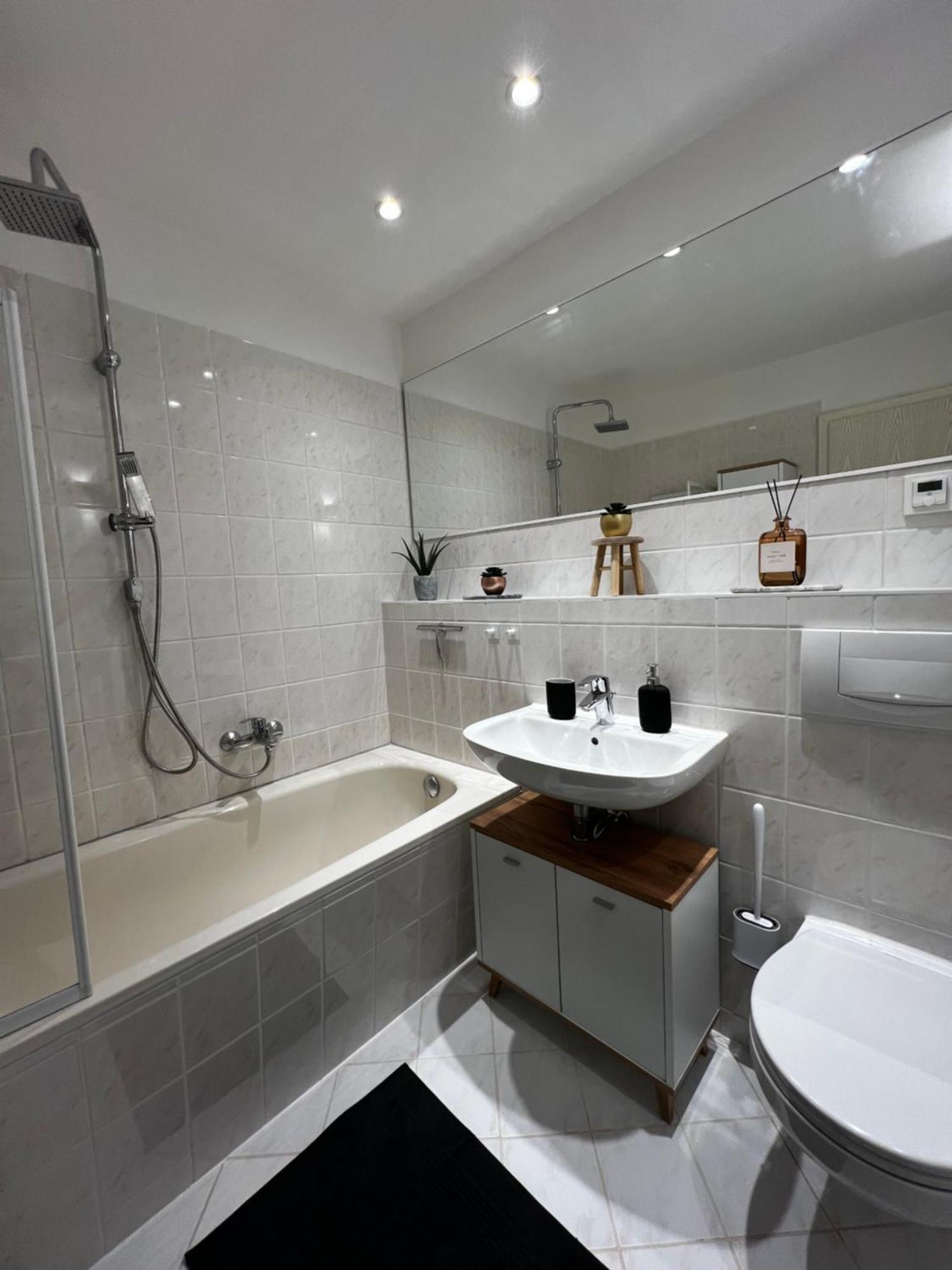 Cozyhome Hauptmarkt Apartments โกทา ภายนอก รูปภาพ